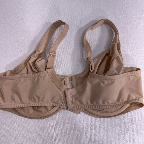 Wacoal underwire nude bra size 44D - Picture 3 of 5